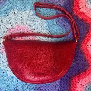Portland Leather Medium Koala Sling Chili Red